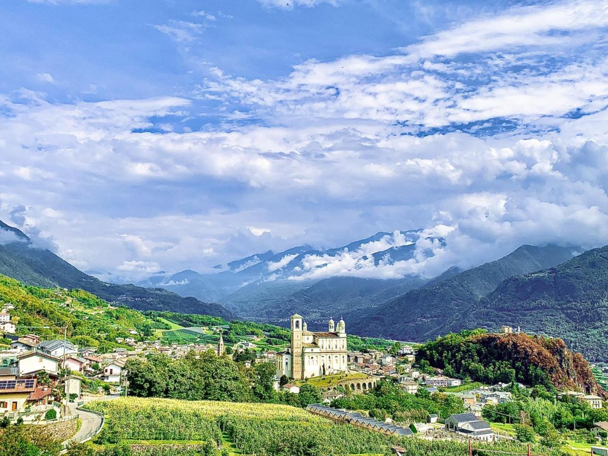 Panoramic Apartment Italian Alps Valtellina Near Sondrio, Tirano Poggiridenti Exterior photo